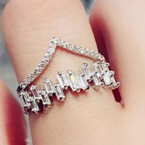 ▶Romantic Design Tiny Rectangle Gems Twisted Double Layer Silver Ring, L227